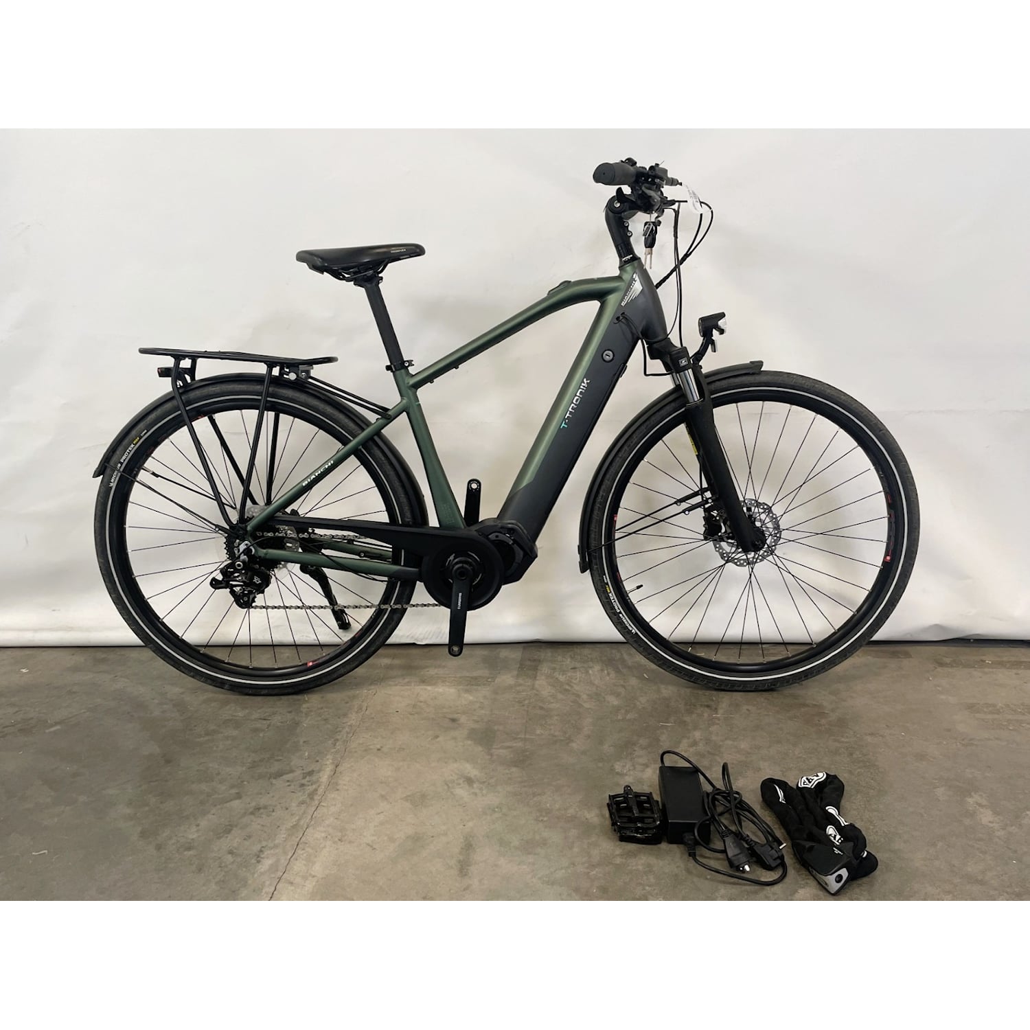 Bianchi T-Tronik Herr E6100 Green/Dark Graphite Full Matt S/47 Grön Recycle - Elcykel-Recycle - Hybrid Elcykel-RecycleRecycle Elcykel Recycle Hybrid